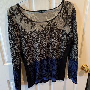 Nic and Zoe sweater with scoop neck